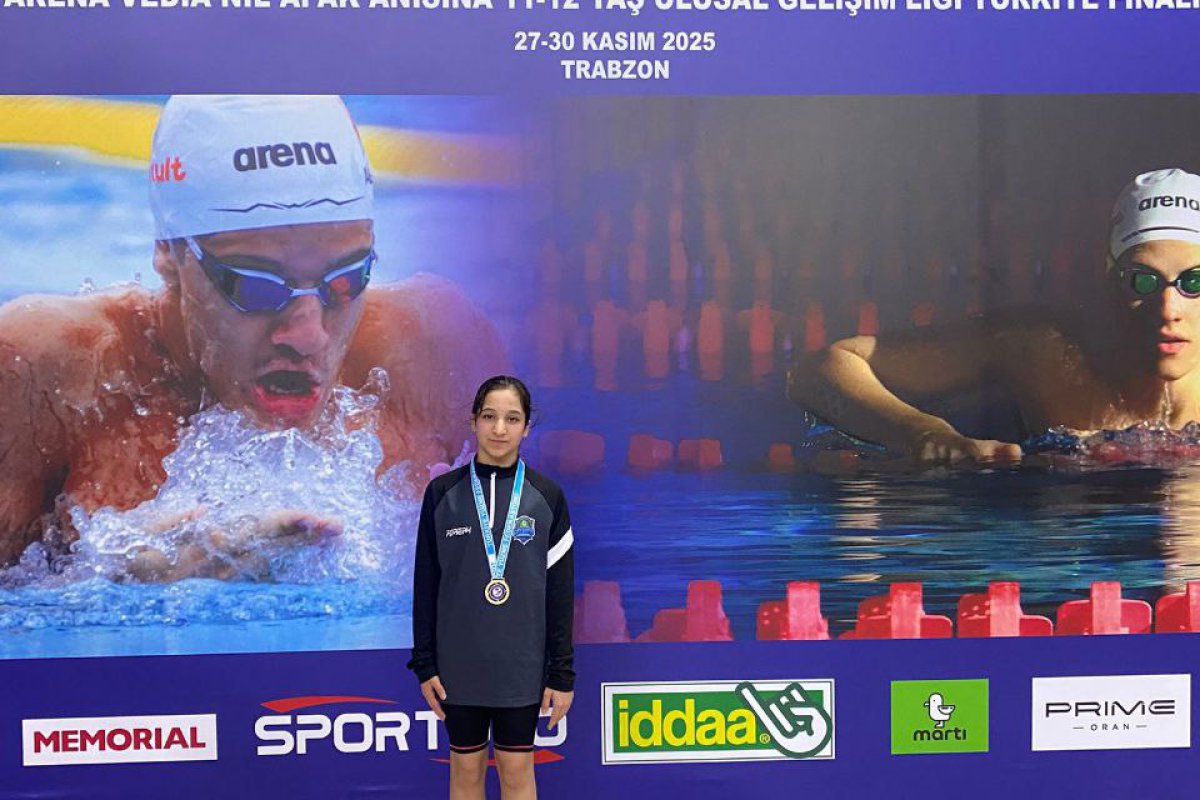 Çayırovalı yüzücüden 4 madalya birden