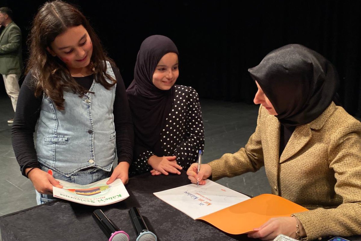 Merve Gülcemal, Çayırovalı okurlarıyla bir araya geldi