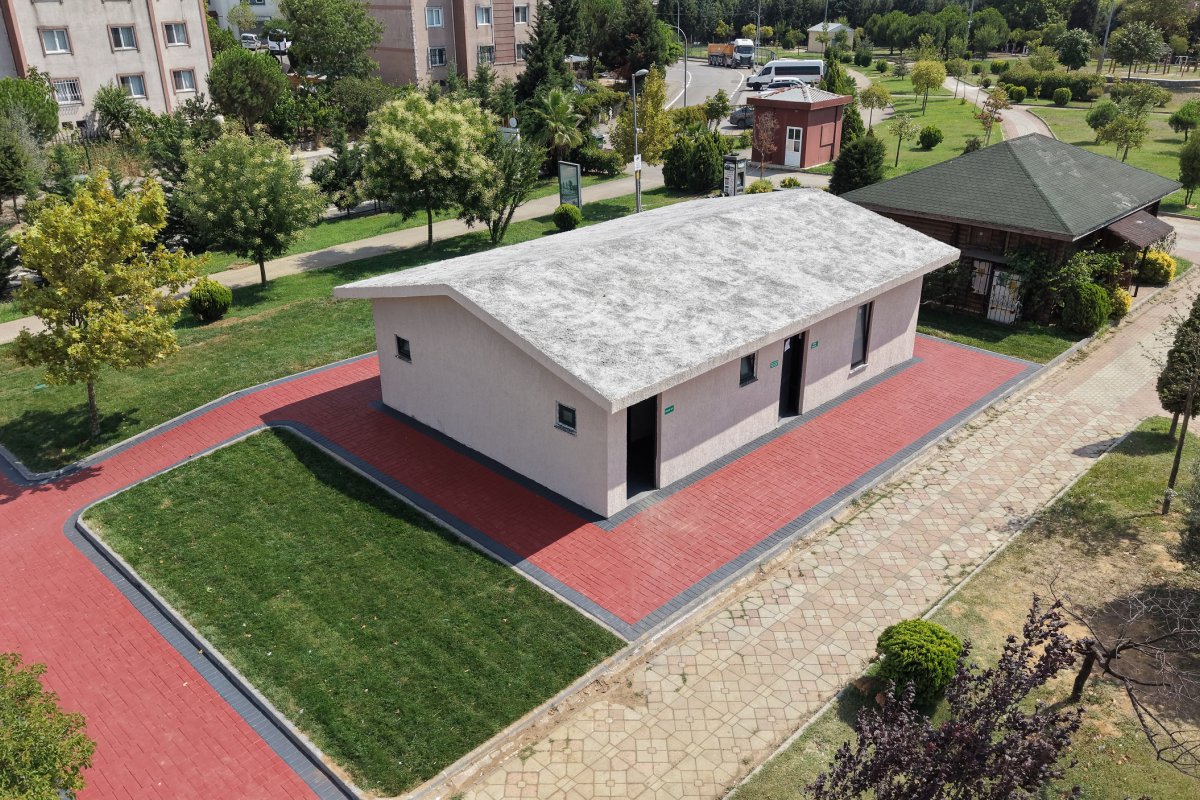 Çayırova’nın yeşil alanlarında yenileme çalışmaları sürüyor