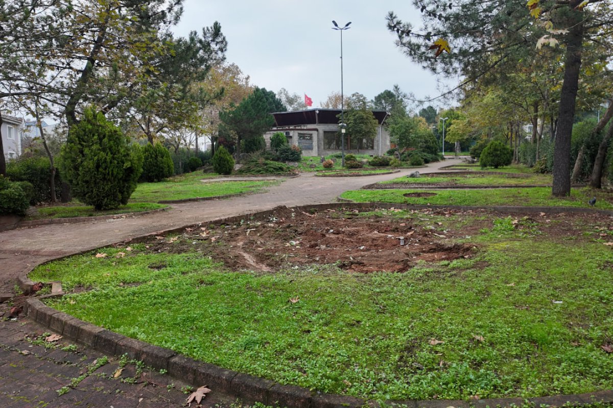 Çayırova’da iki park daha yenileniyor