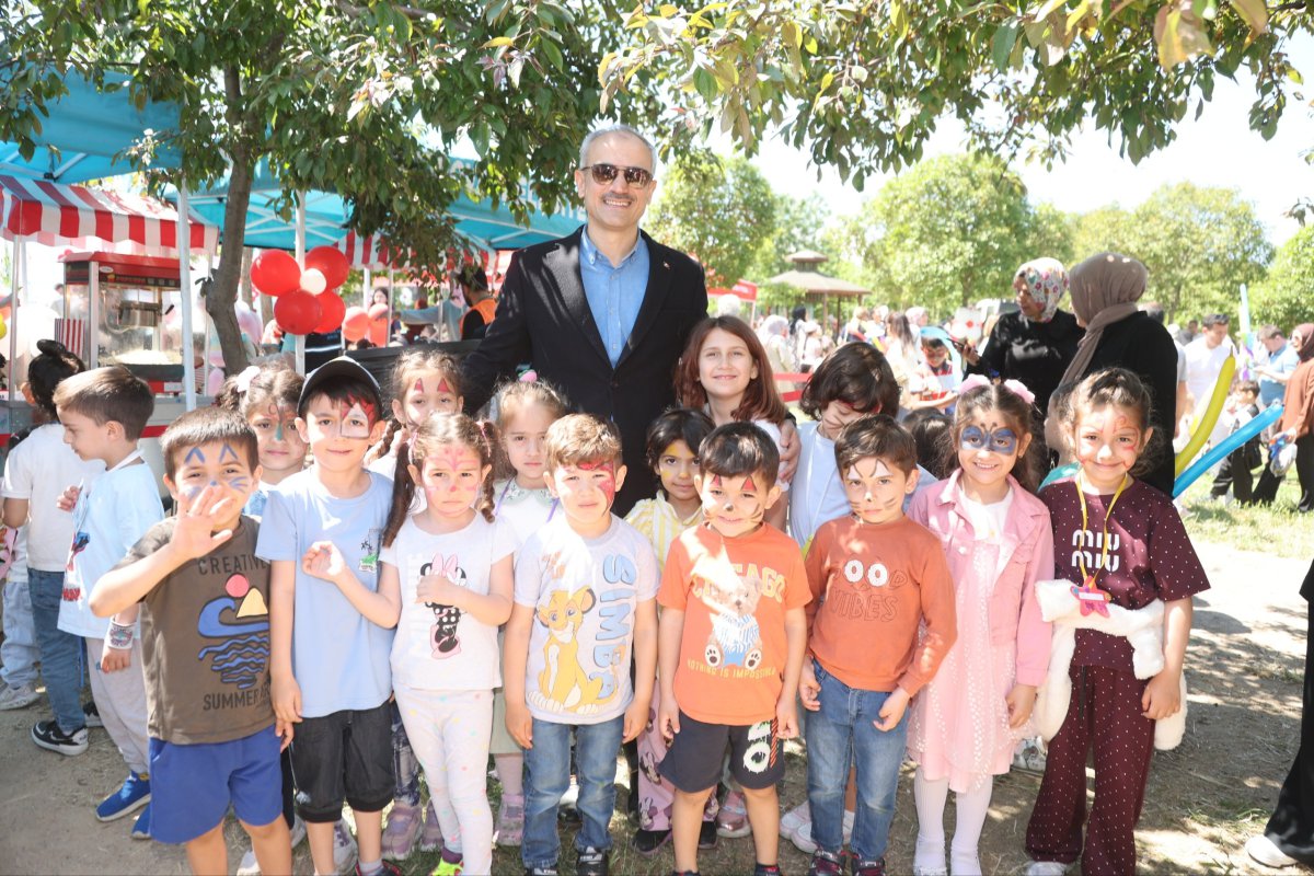 Çayırova’da Geleneksel Çocuk Oyunları Şenliği neşesi