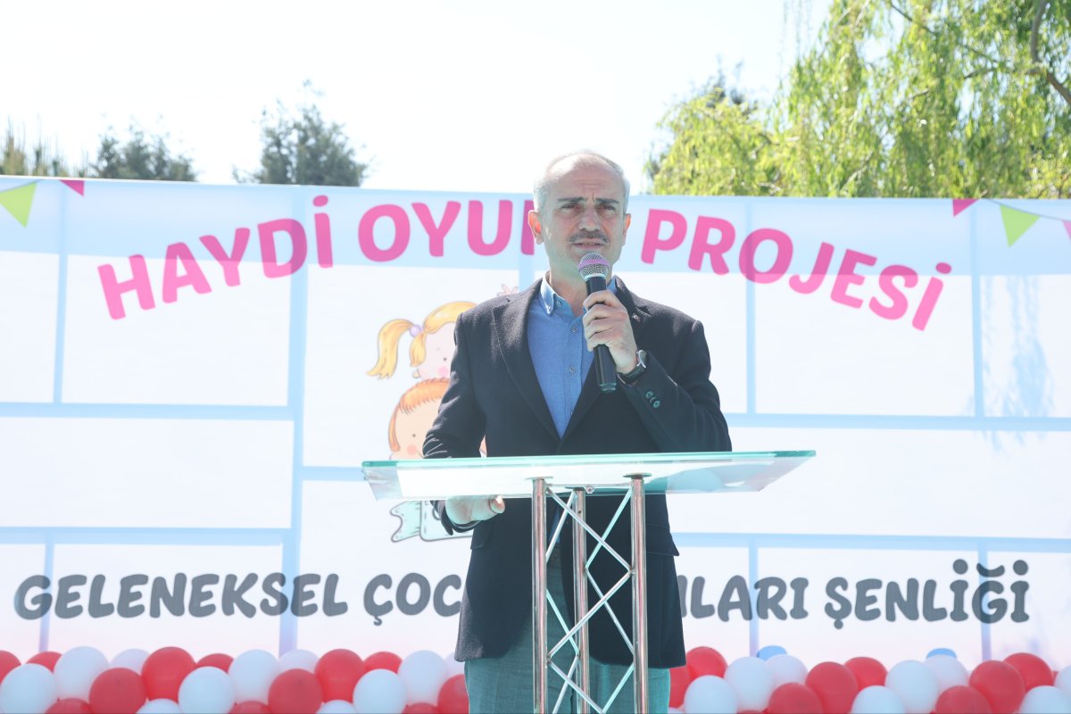 Çayırova’da Geleneksel Çocuk Oyunları Şenliği neşesi