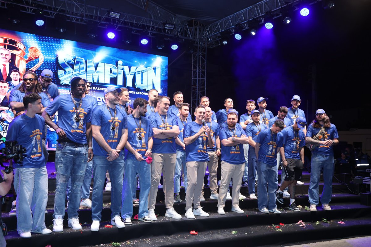 Şampiyon takım, şampiyon taraftarıyla buluştu