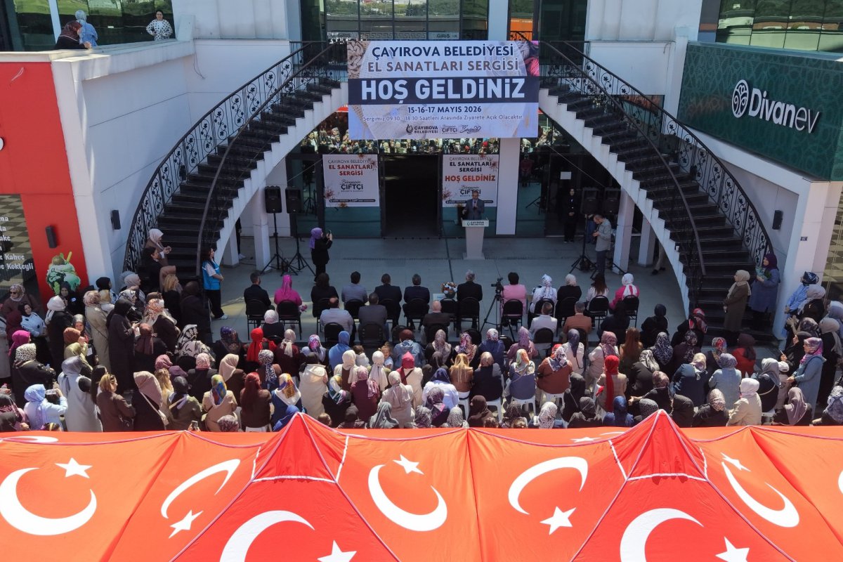 Çayırova’da ‘El Sanatları Sergisi’nin kurdelesi kesildi
