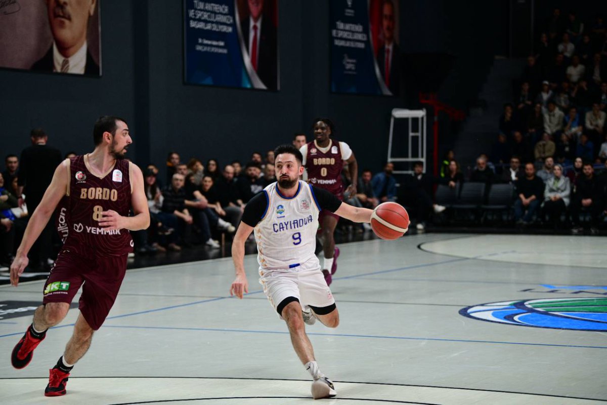 Nefes kesen maçta kazanan Çayırova Belediyesi