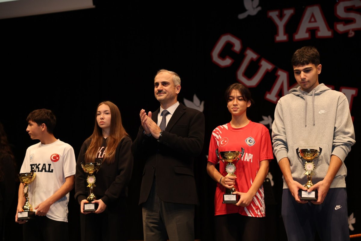  Cumhuriyetimizin 103. yılı Çayırova’da kutlandı