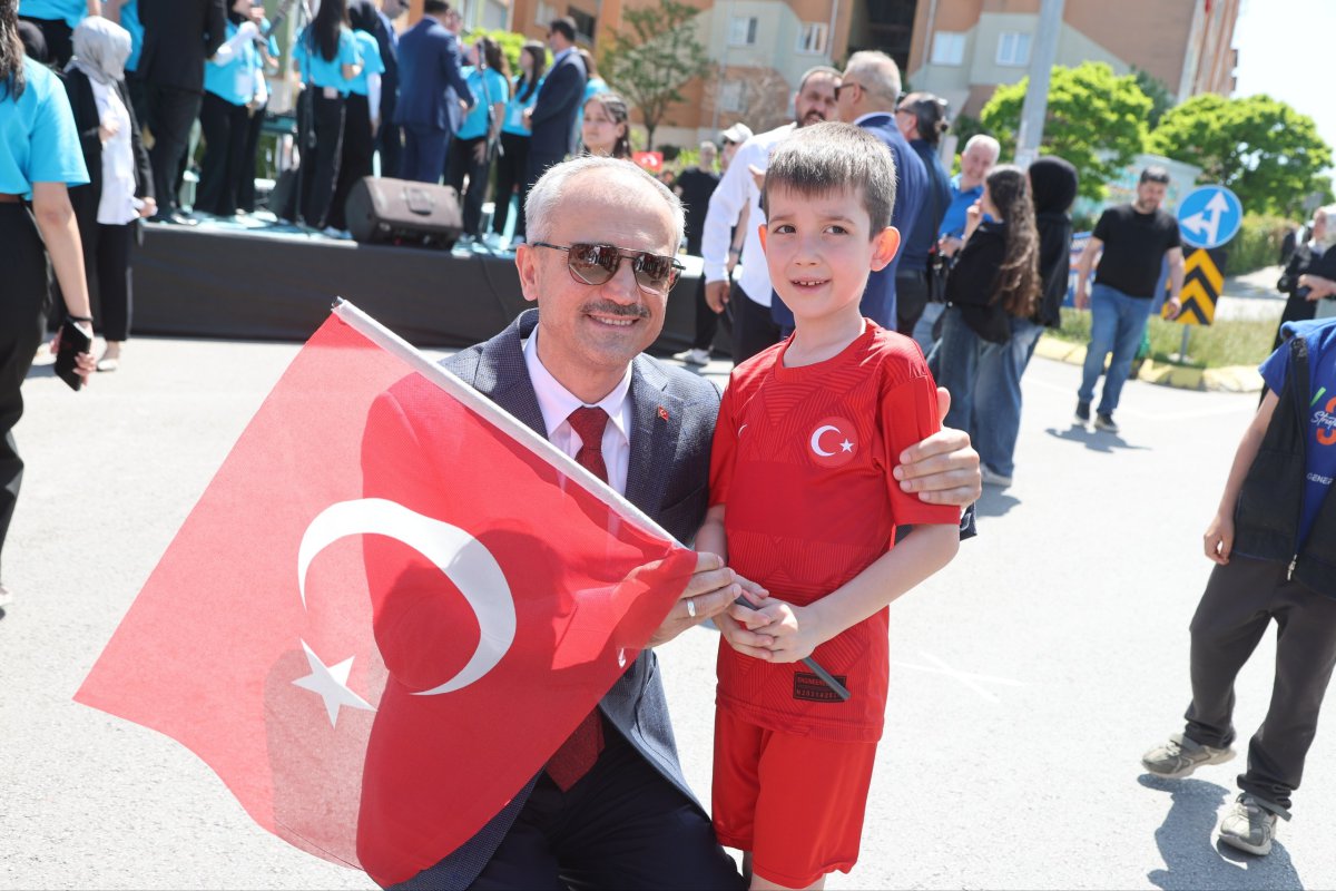 Çayırova’da 19 Mayıs coşkusu