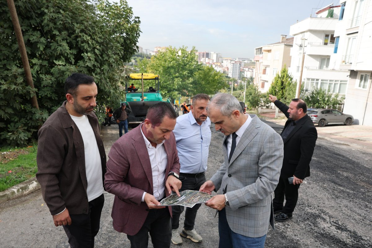  Atatürk Mahallesi’nde üstyapı yenileme çalışmaları sürüyor