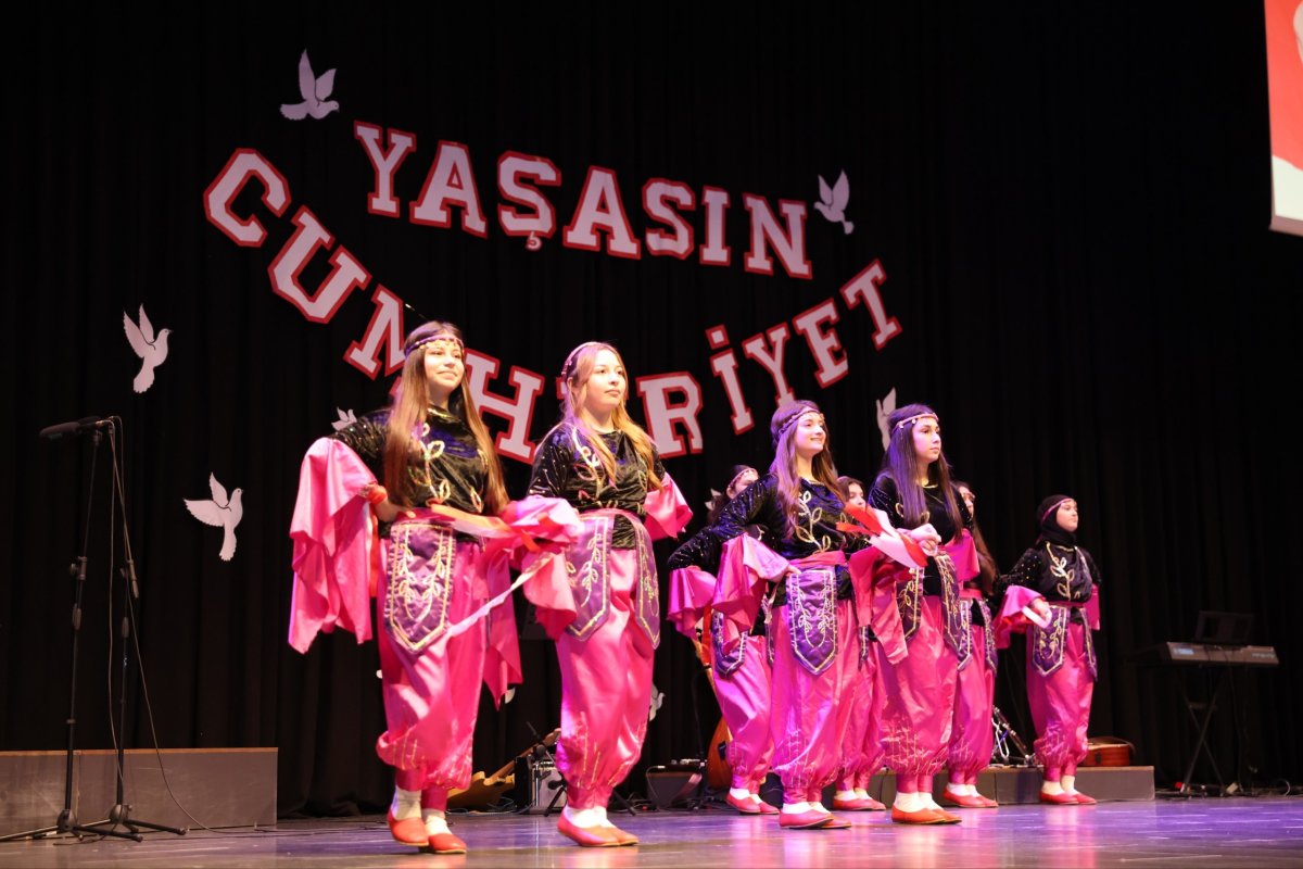 Cumhuriyetimizin 103. yılı Çayırova’da kutlandı