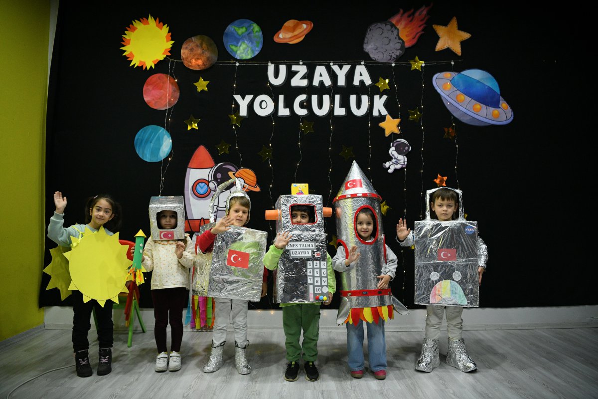 Çayırovalı minikler, uzay keşfine çıktı