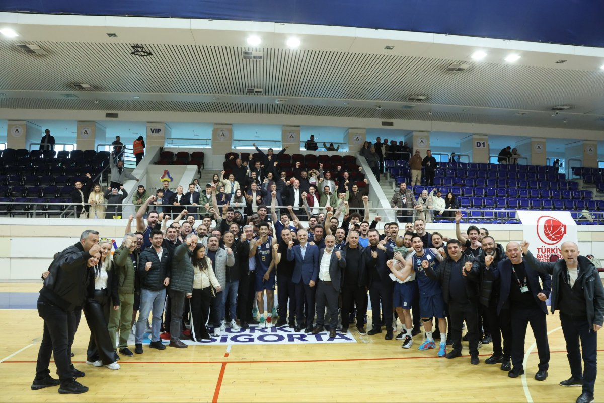 Türkiye Basketbol Ligi’nde şampiyon Çayırova Belediyesi!