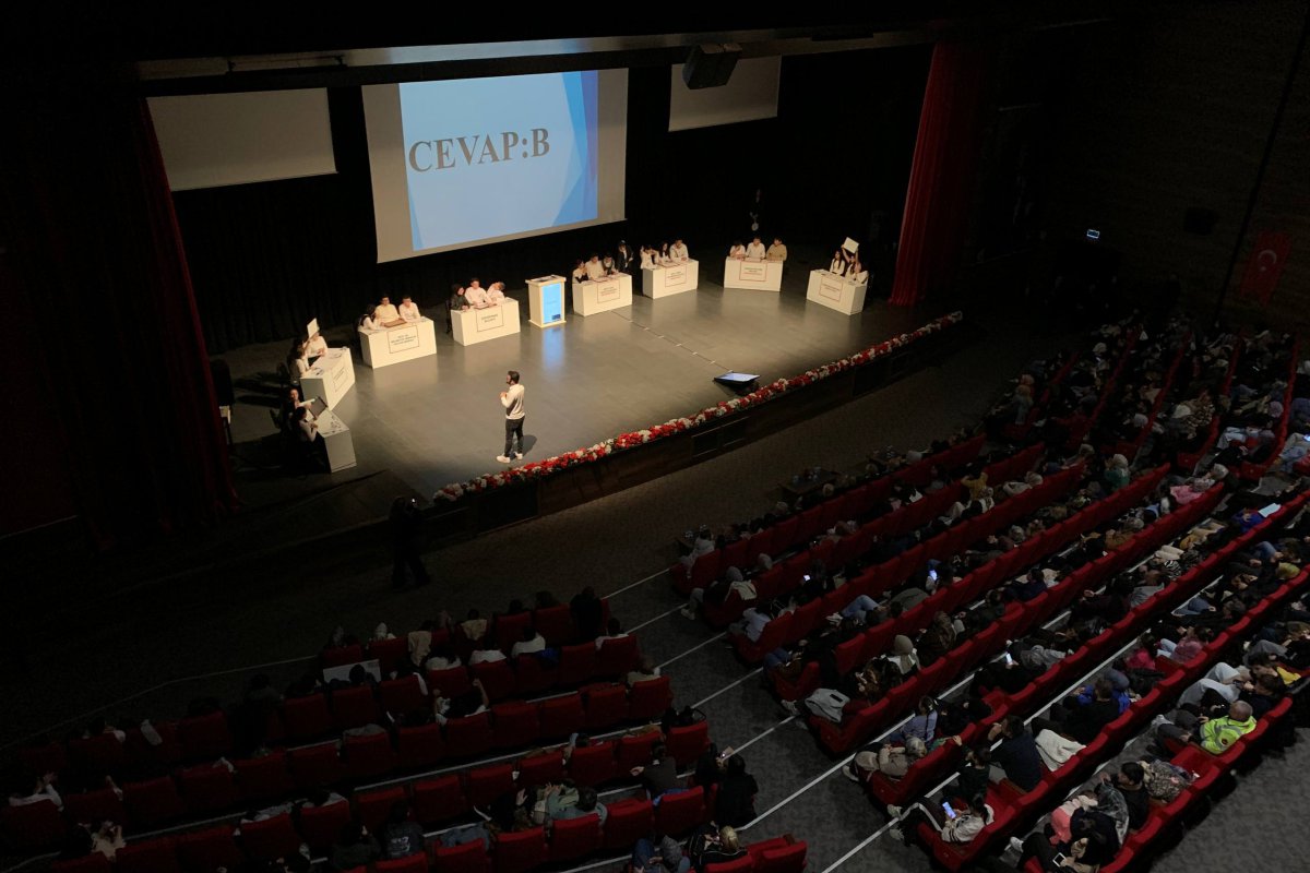 Çayırova’da bilgi evi öğrencileri, bilgilerini yarıştırdı
