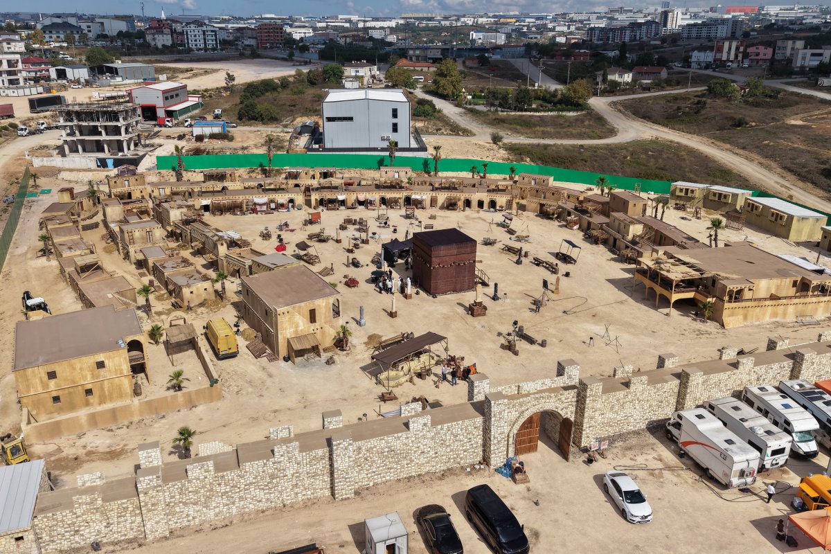 Başkan Çiftçi’den Sancı; İslamiyet’in Doğuşu setine ziyaret