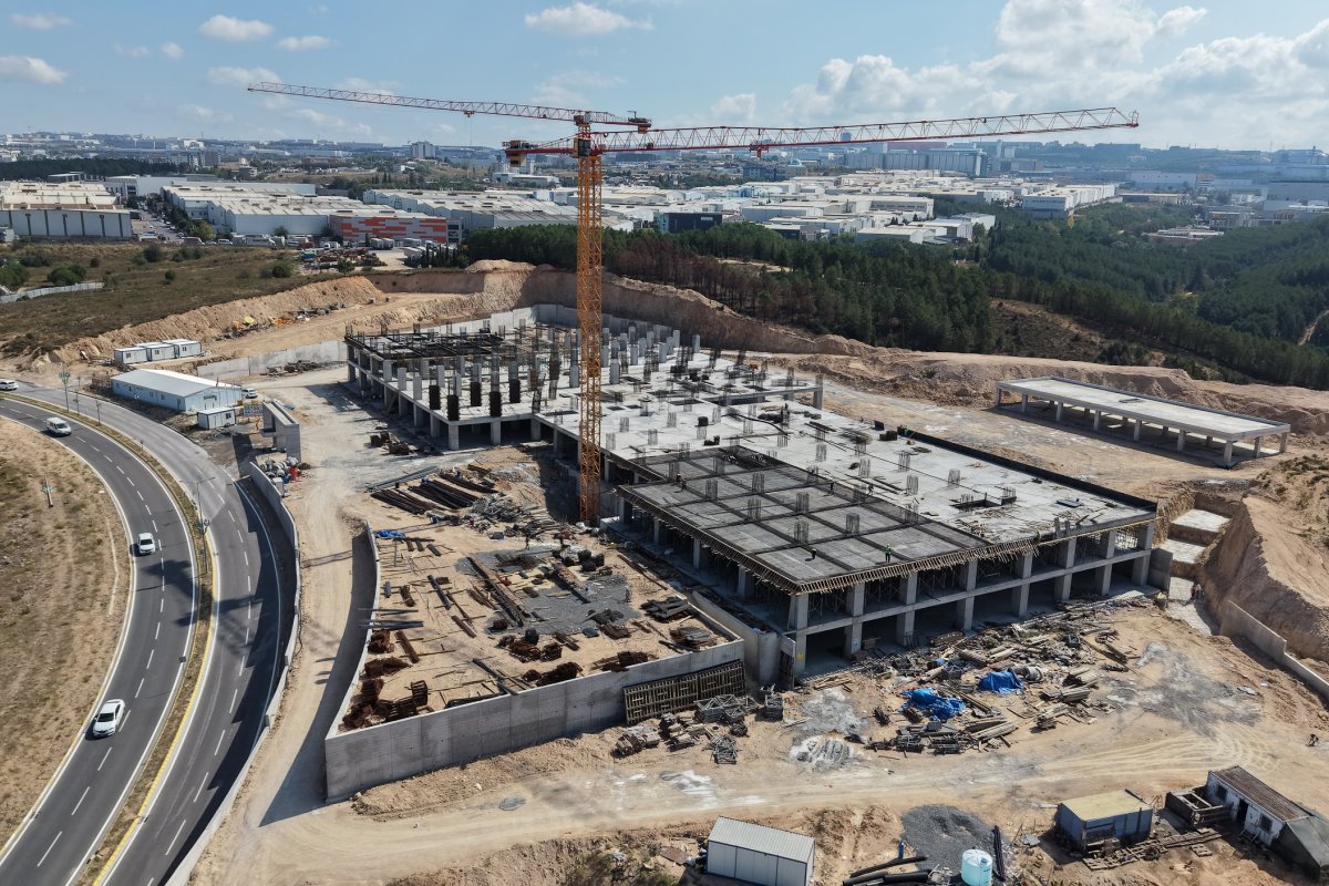 Çayırova Devlet Hastanesi’nde çalışmalar devam ediyor