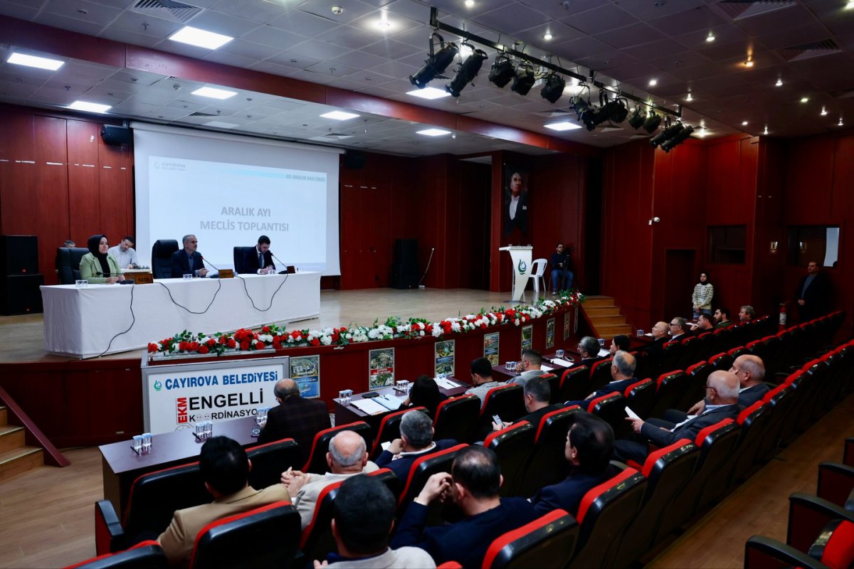 Çayırova’da yılın son meclis toplantısı yapıldı