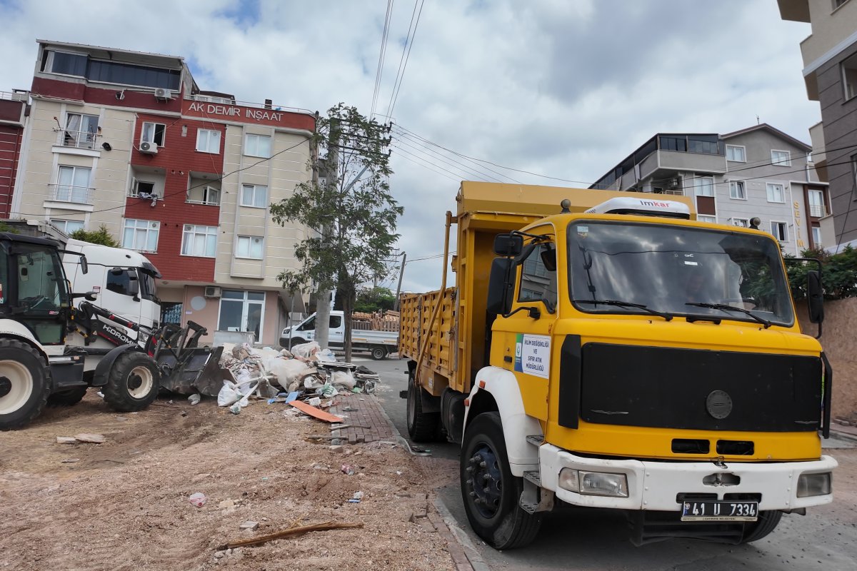 Çayırova Belediyesi’nden kaba atık uyarısı